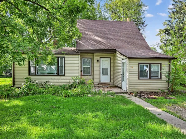 112 W 13th St, La Porte, IN 46350