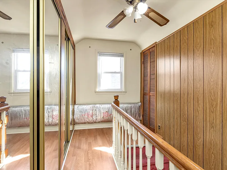 1645 New Hyde Park Dr — Photo 16