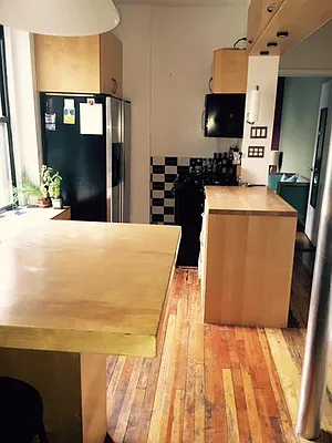 Rented by Bank Neary | media 83