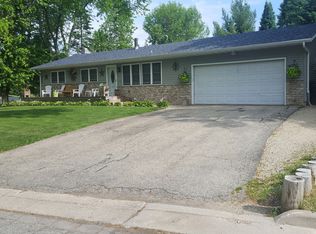 536 Townsend St, Cambridge, WI 53523