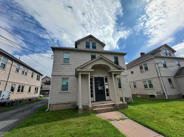 42 Maple St, Manchester, CT 06040