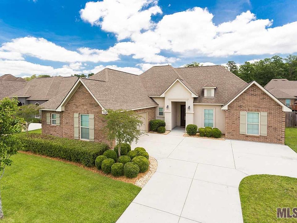 1st image of 4833 Alice Louise Dr