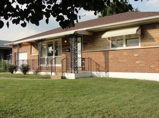 4227 Santen Dr, Saint Louis, MO 63123