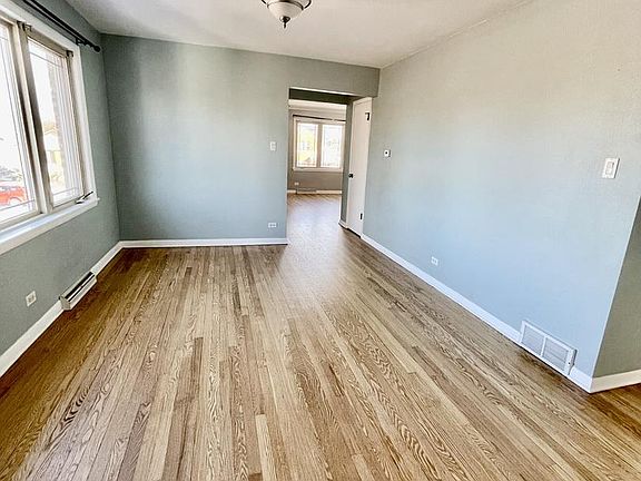 3rd image of 9430 S Springfield Ave #2