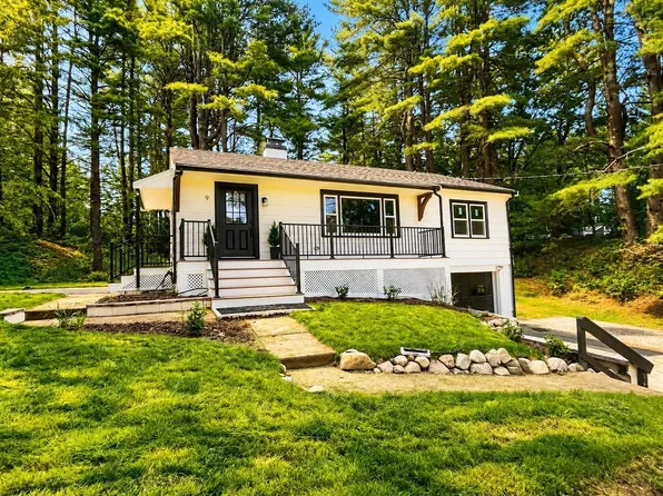 9 Bridge St, Medfield, MA 02052