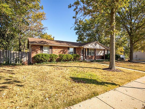 2nd image of 12493 Marine Ave