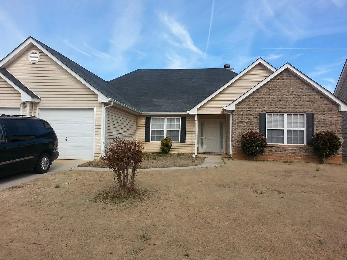 2044 Registry Pl photo 1