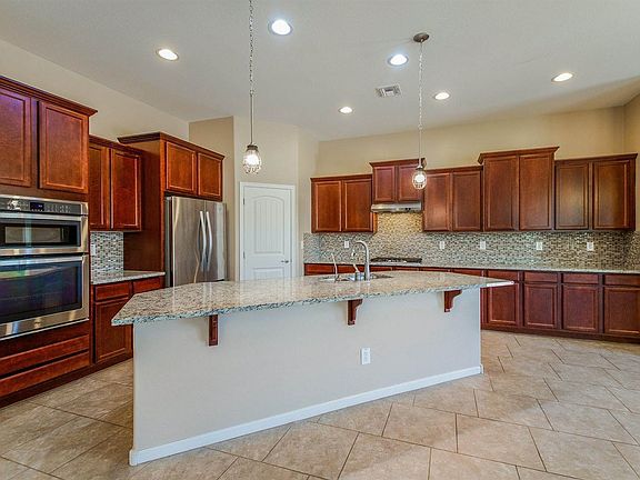 2nd image of 20886 E Arroyo Verde Dr