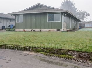 918 W D Ave, La Center, WA 98629