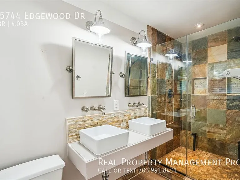 15744 Edgewood Dr — Photo 19