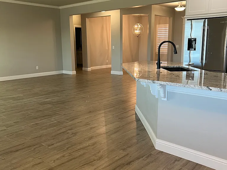 13895 Creek View Dr — Photo 8