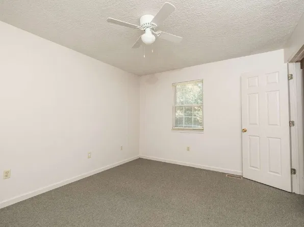 587 Baker Rd, Martin, TN