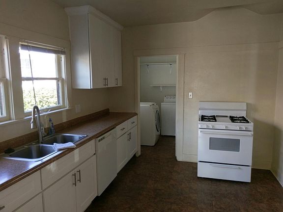 4th image of 142 S Vista Bonita Ave APT A
