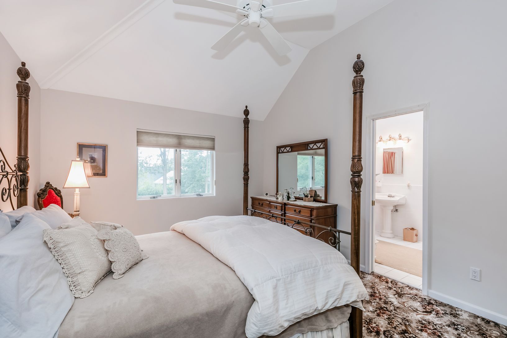  Upstairs Master Bedroom