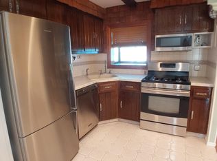 517 Inwood Rd, Linden, NJ 07036