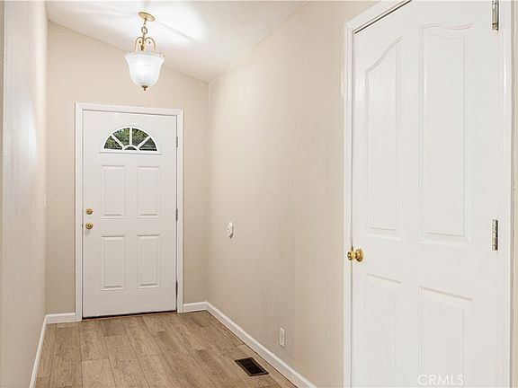 4th image of 3605 Vista St
