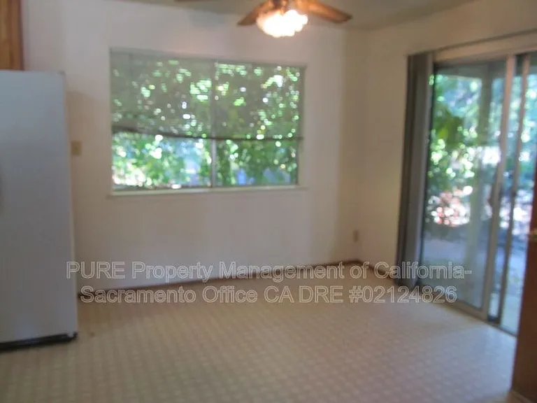 4525 Pennsylvania Ave #B — Photo 29