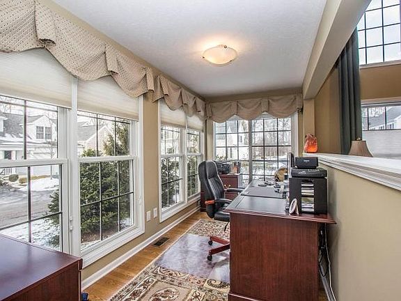 4th image of 1212 Sanctuary Pl