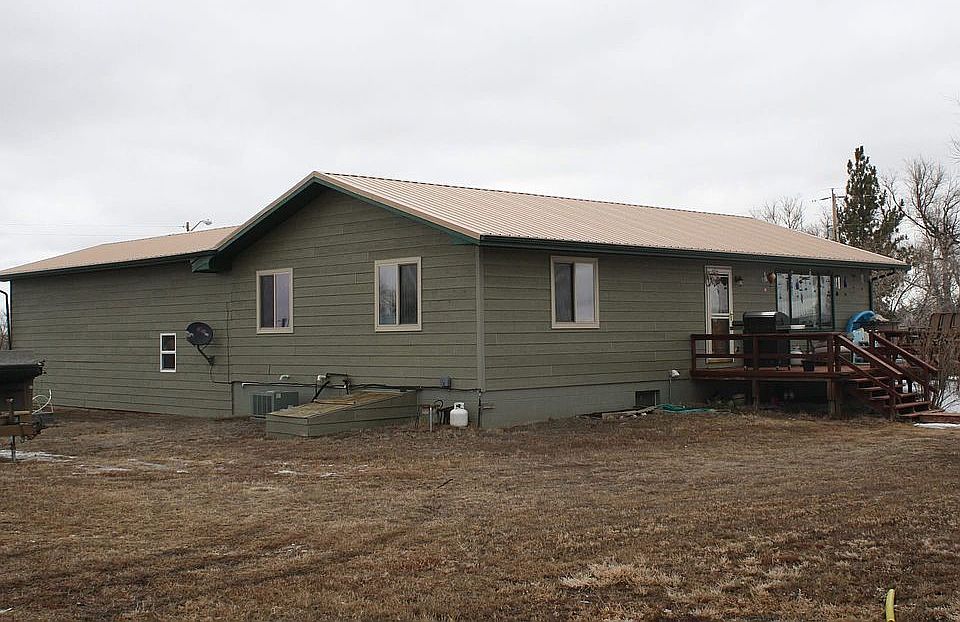 1st image of 908 1st St E