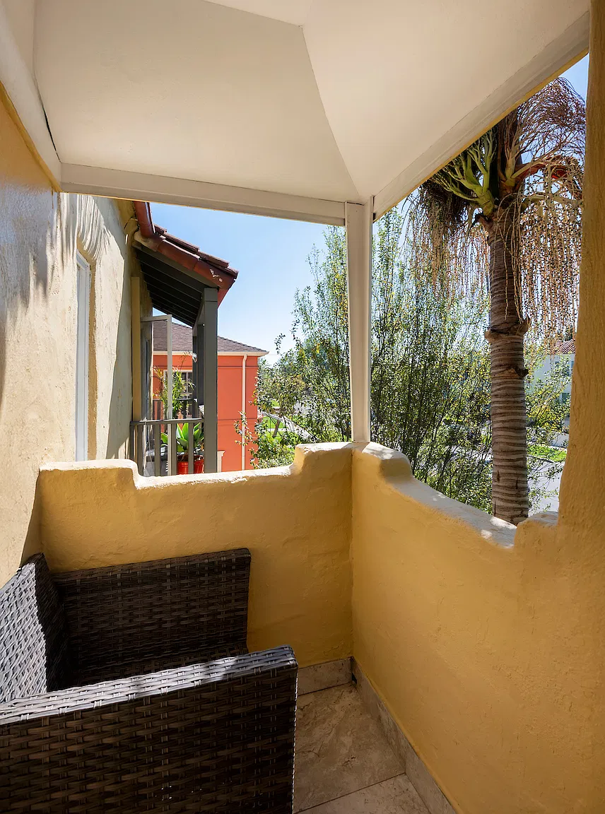 2 bed, 1400 sqft, $3,995 — Photo 4
