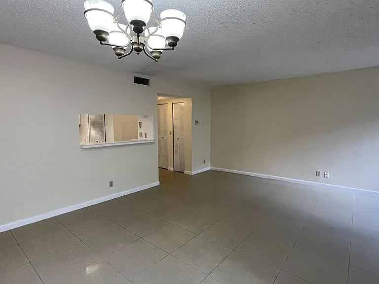 9833 Westview Dr #824-412 — Photo 3