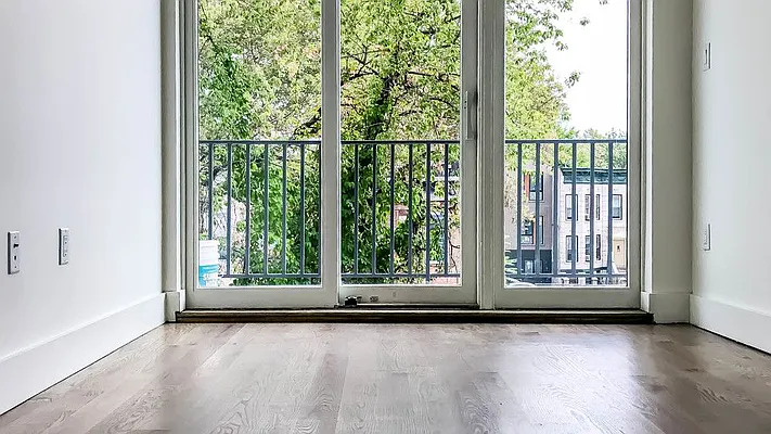 Rented by Nooklyn NYC LLC | media 30