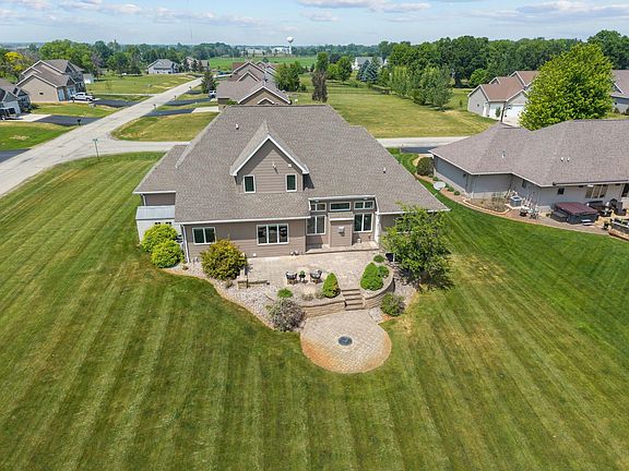 3rd image of 493 Dalton Rd