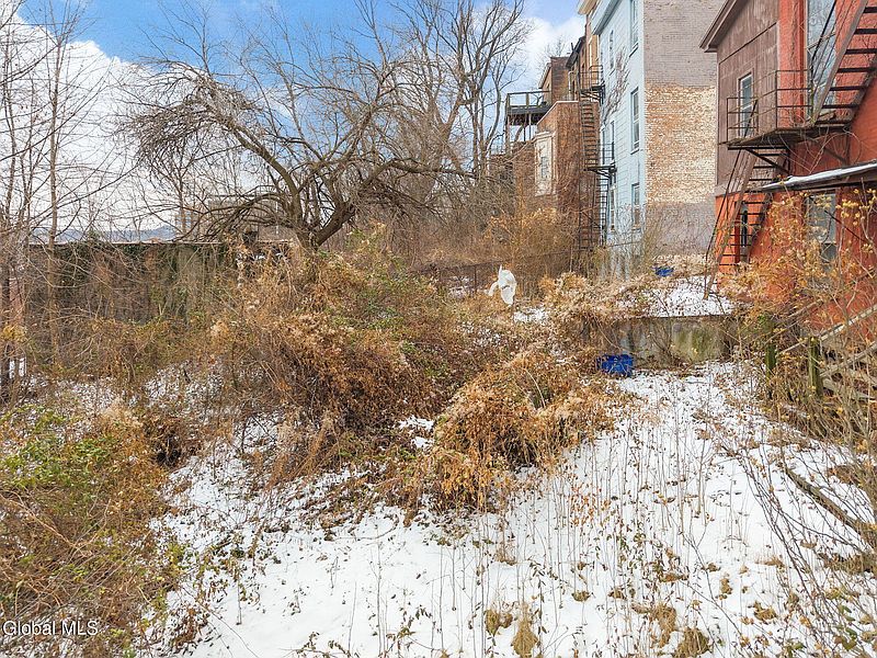 77th image of 93 Ten Broeck Street