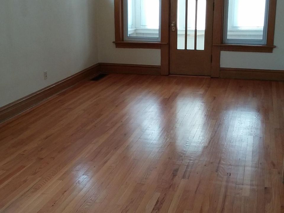 1st image of 3444 N Karlov Ave #1S