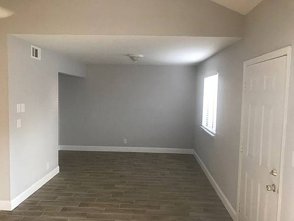 3rd image of 3524 NW 111th Ter