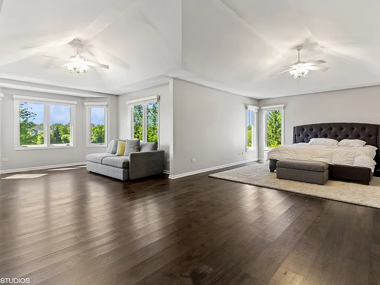 3304 Rollingridge Rd — Photo 25