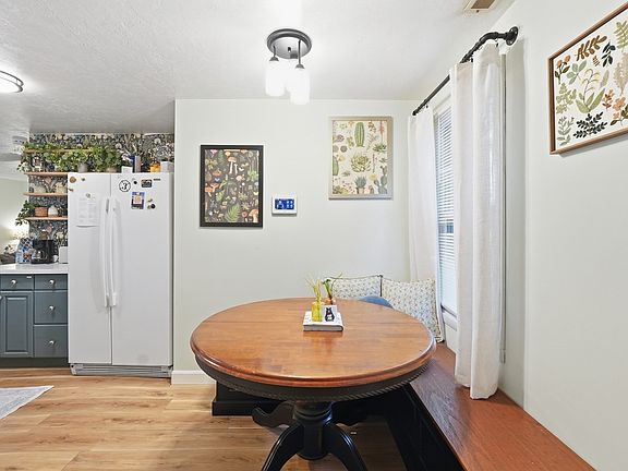 5th image of 24 Briarcliff Ln