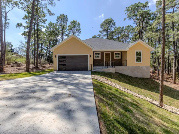 147 Kamakoa Ln, Bastrop, TX 78602