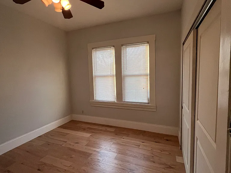 316 Bay St — Photo 15