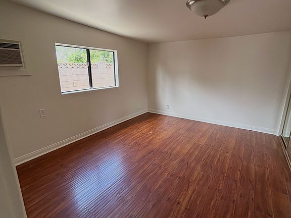 5th image of 7711 Sausalito Ave