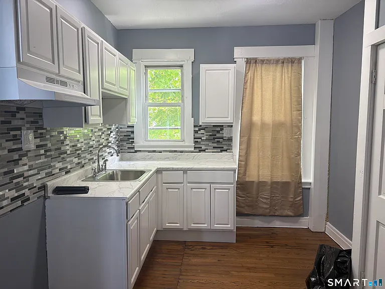 181 Fairmont Ave — Photo 6