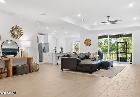 4th image of 2123 Raglan Cir