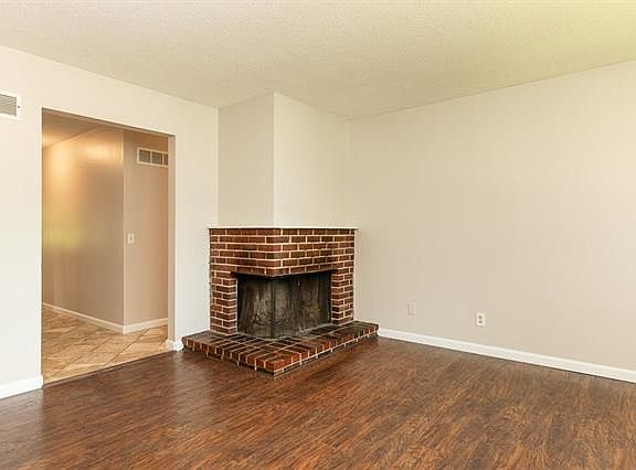 4th image of 6900 Zaharias Ct