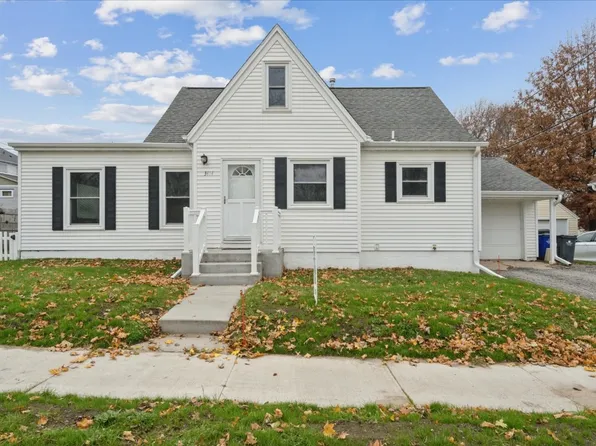 3414 E Ave Ne, Cedar Rapids, IA 52402
