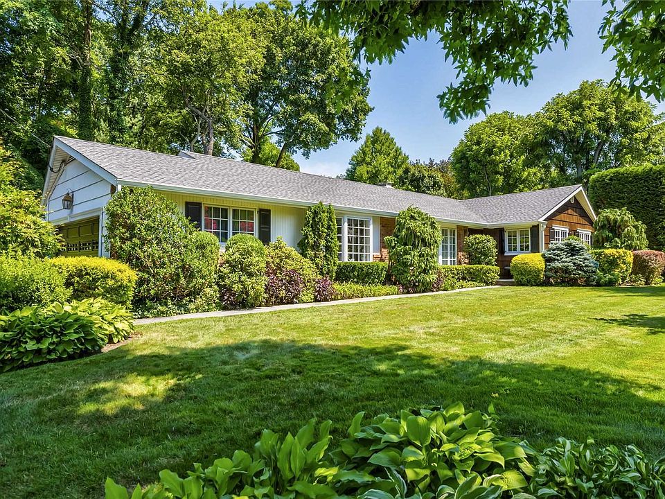 1st image of 6 Whitney Cir