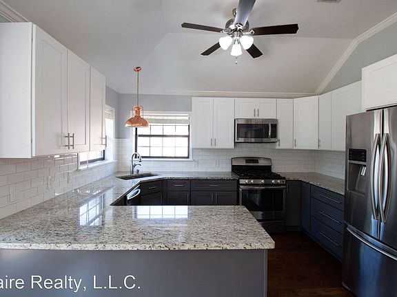 2nd image of 5305 Honeysuckle Ln