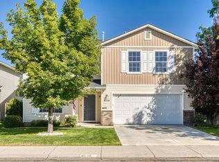 8234 W Packsaddle Dr, Boise, ID 83709