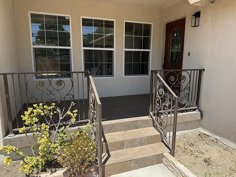 4623 Lowell Ave — Photo 11