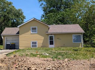 4417 Oak Trafficway, Kansas City, MO 64116