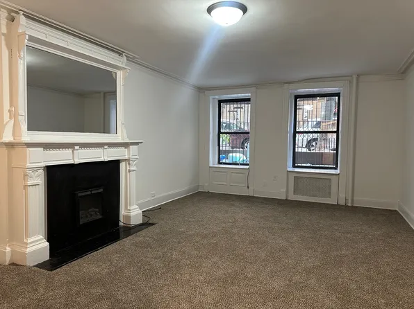 40 East 64th Street image 1 of 5