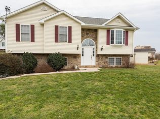 1246 Virginia Woods Dr, Moneta, VA