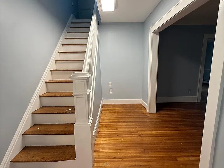568 W 7th Ave — Photo 15