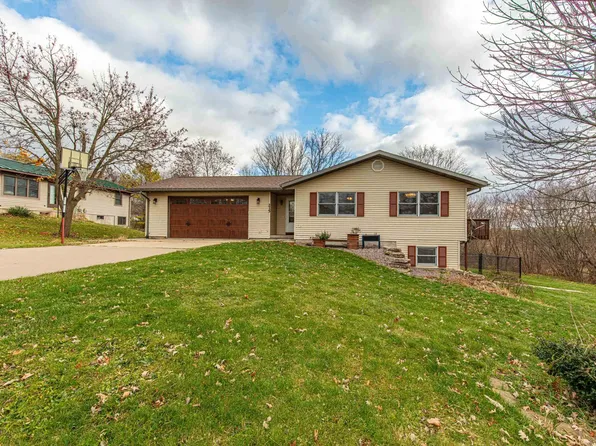 215 Richards St, Ridgeway, WI 53582