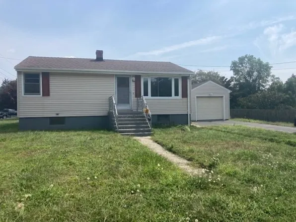 306 Lawton St, Somerset, MA 02725