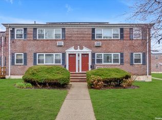 67-10 150th St #401A, Flushing, NY 11367